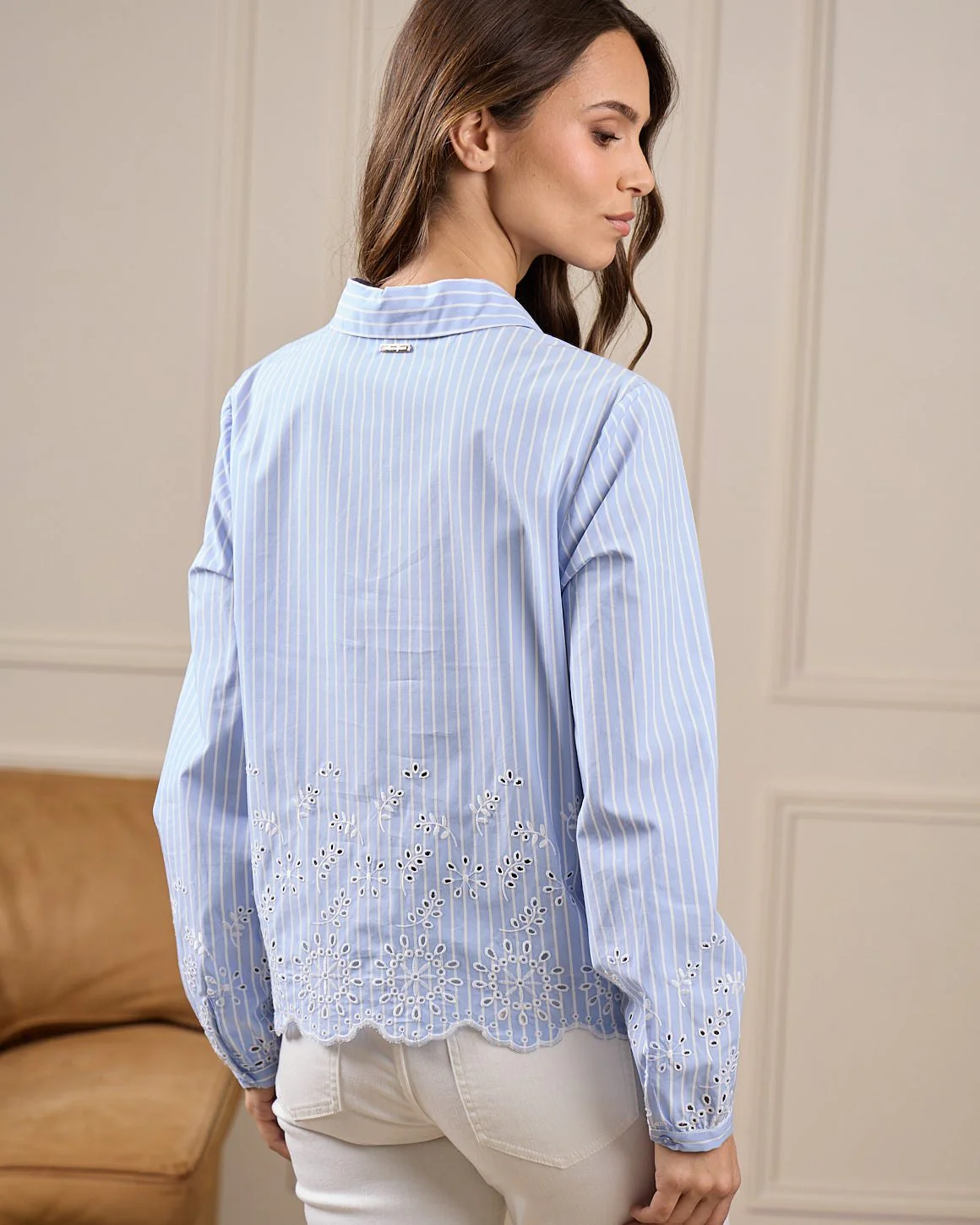 Chemise broderies Gillia - Image 6