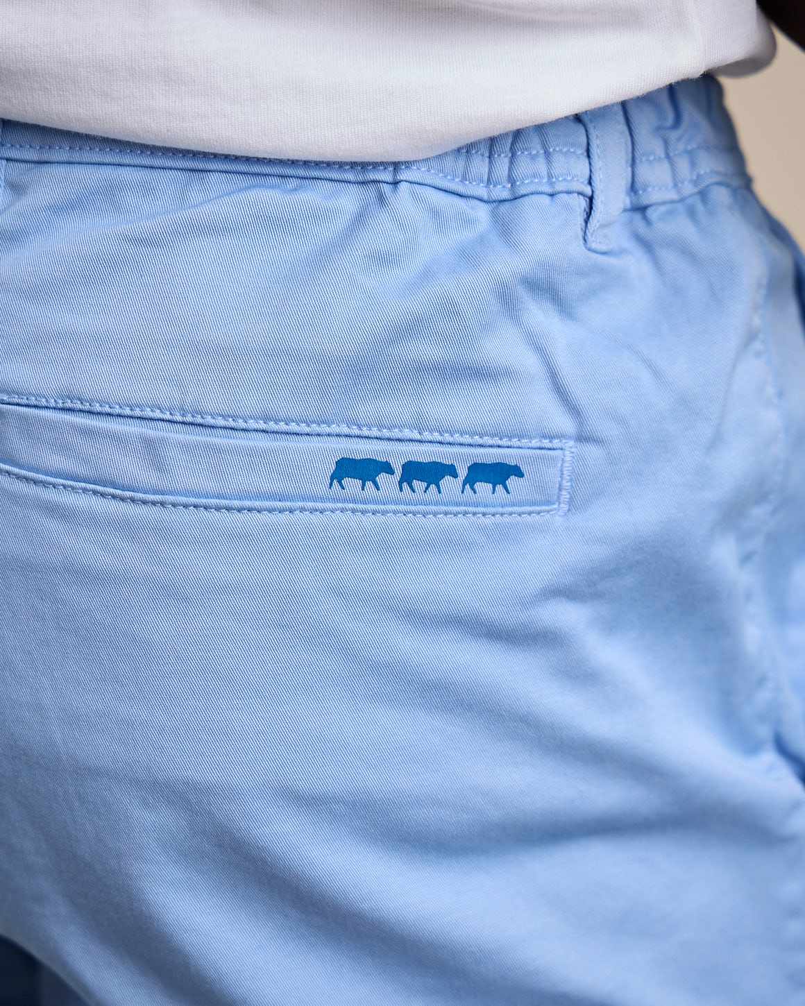 Chino coupe ajustée - Image 6