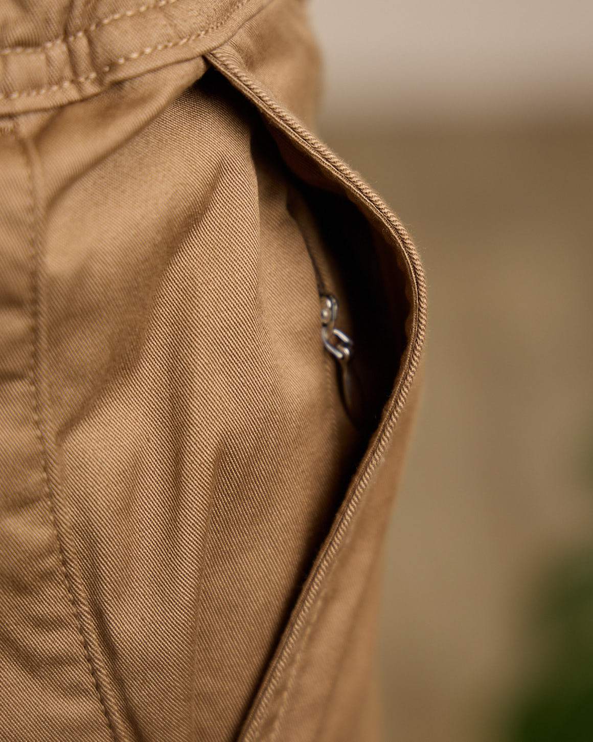 Chino coupe ajustée - Image 8
