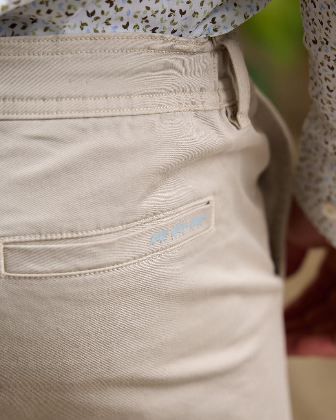 Chino coupe ajustée - Image 6