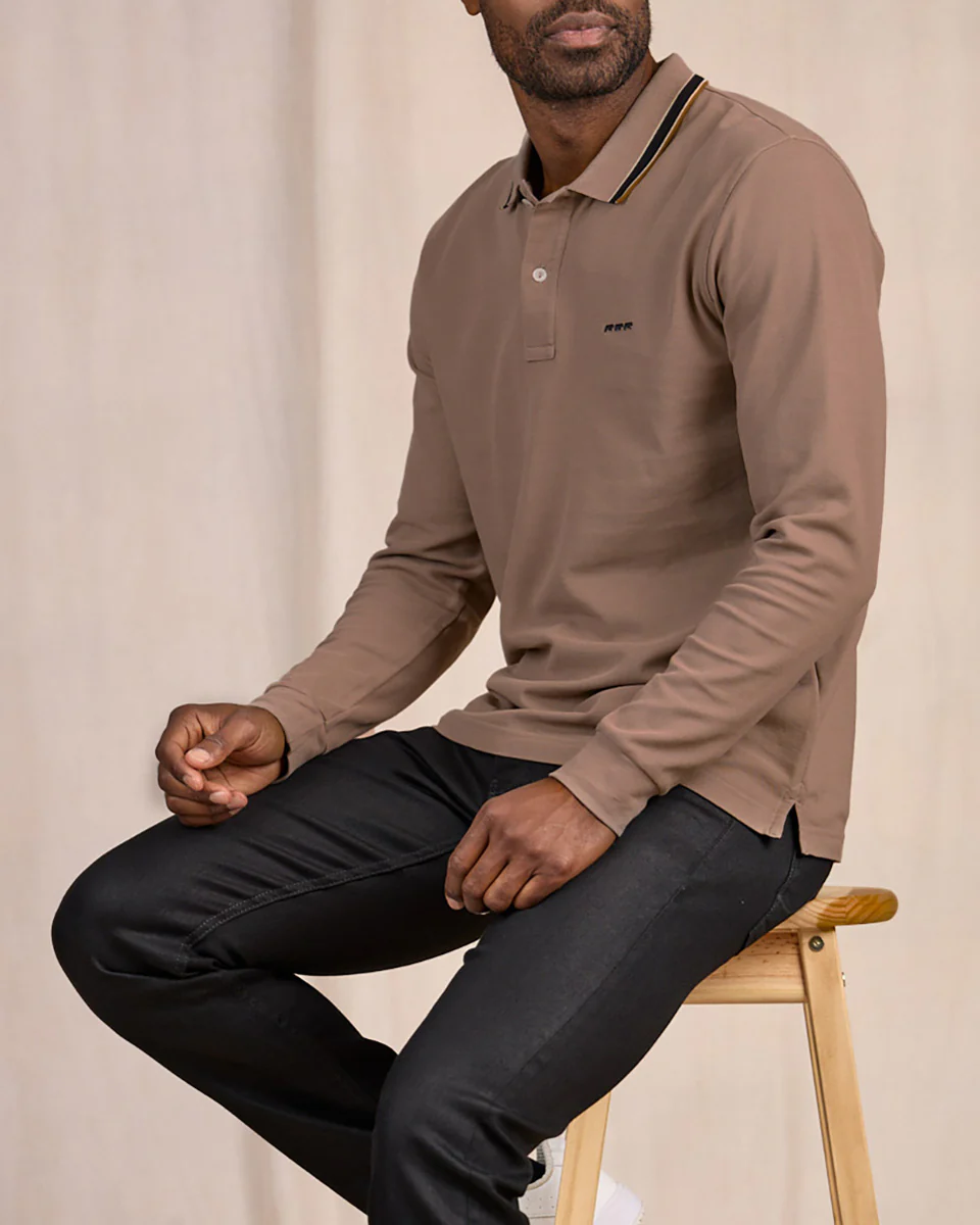 Polo détail col