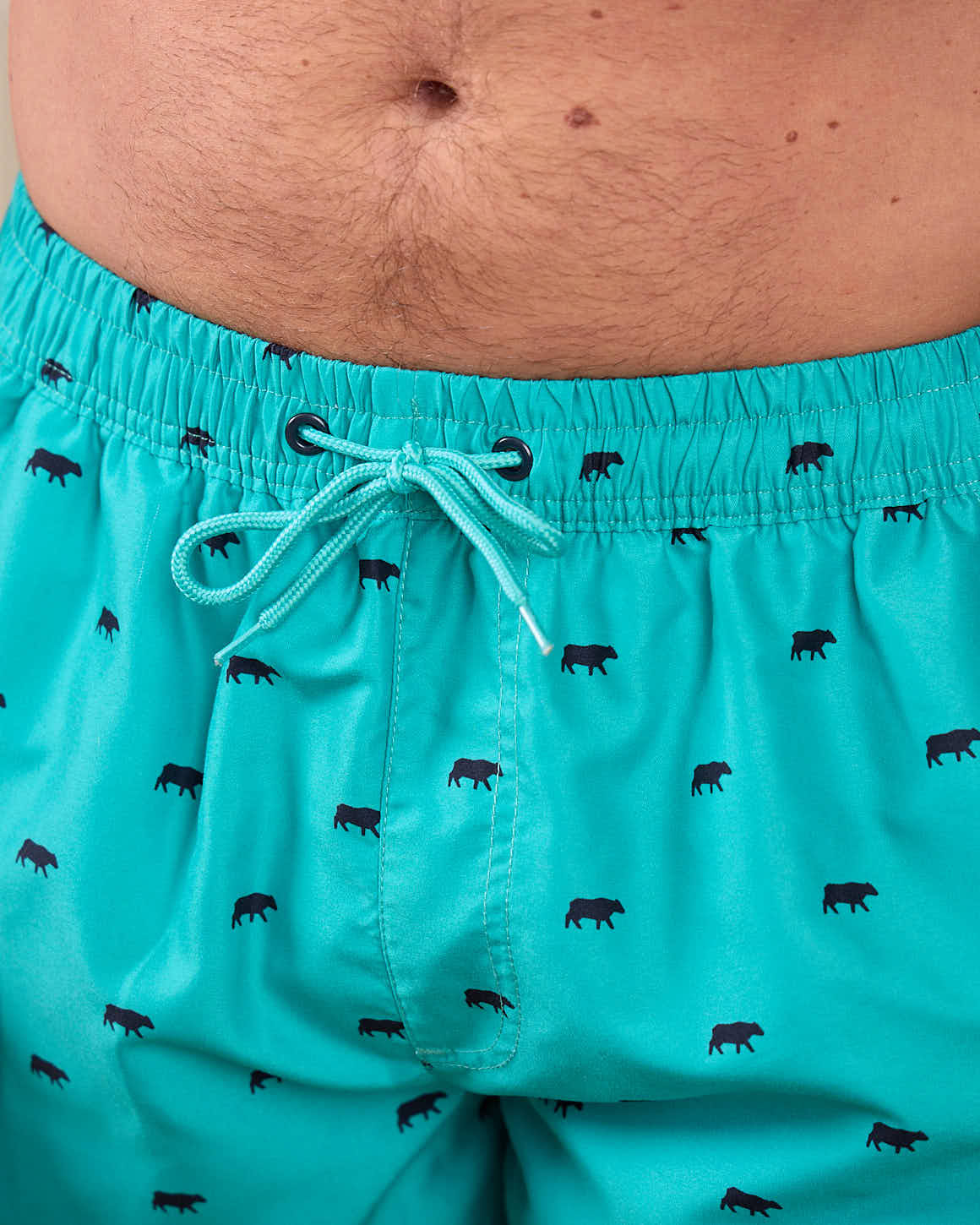 Short de bain imprimé petites vaches - Image 3