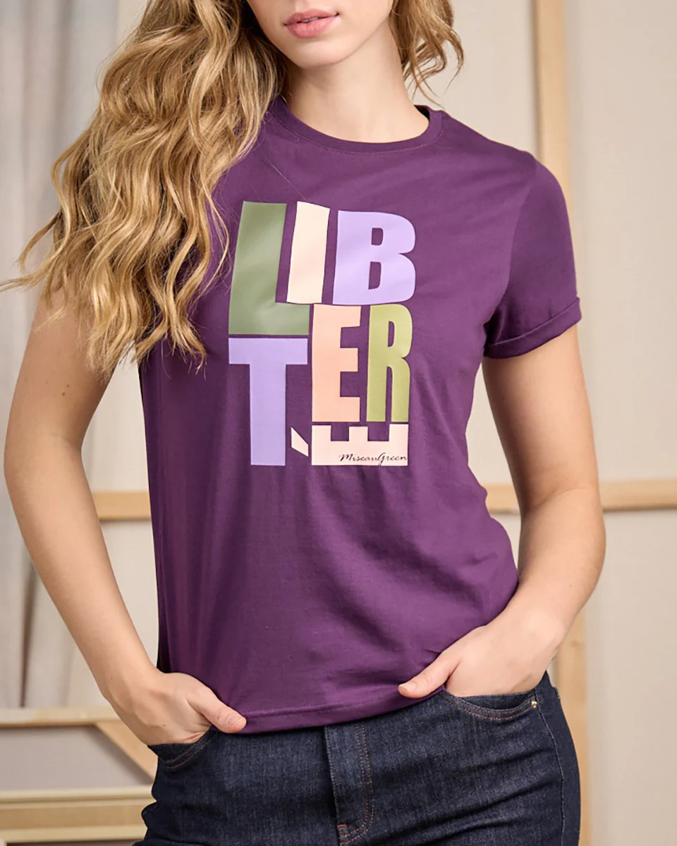T-shirt message